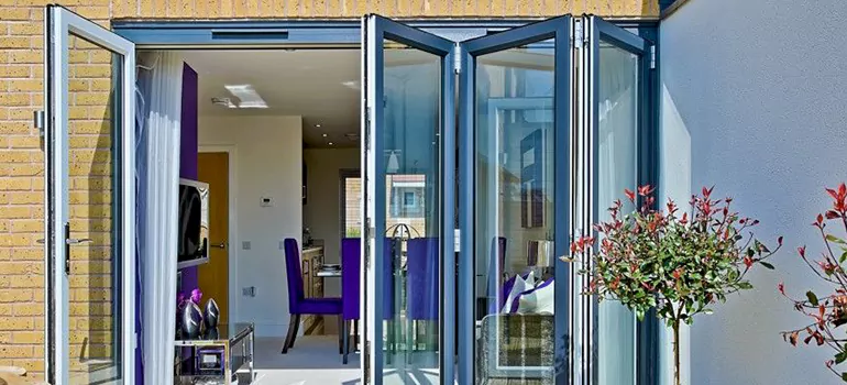 Bifold Door Repairs Near Me in Pembroke Pines, FL
