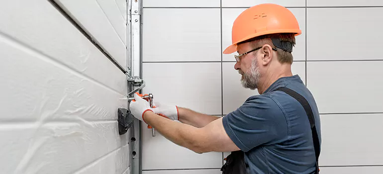 Commercial Garage Door Repair in Pembroke Pines, FL