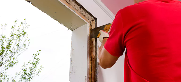 Residential Accordion Door Repair in Pembroke Pines, FL
