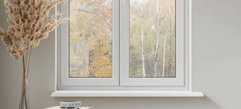 Vinyl Window Stool in Pembroke Pines, FL